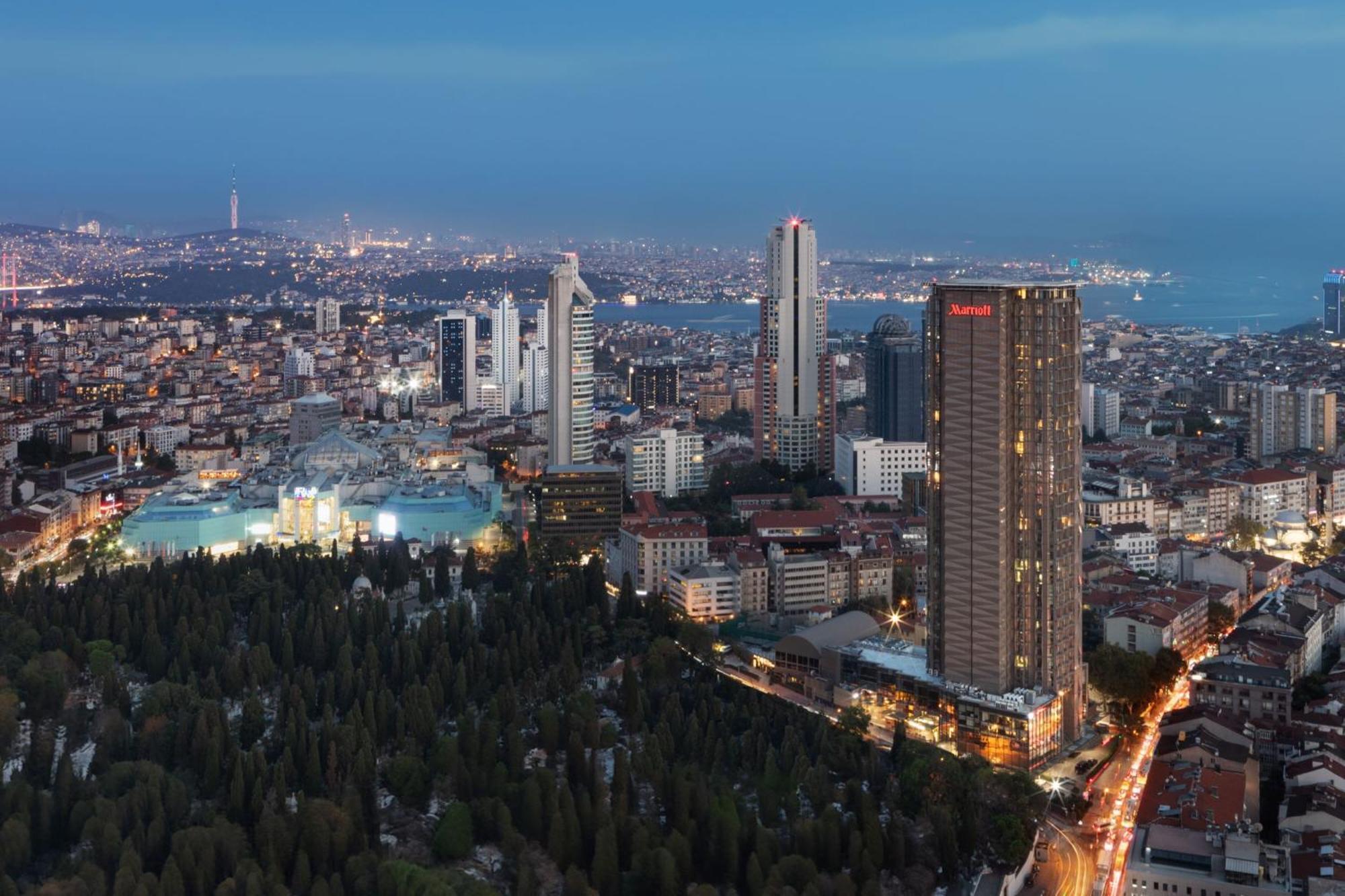 Istanbul Marriott Hotel Sisli Exterior photo