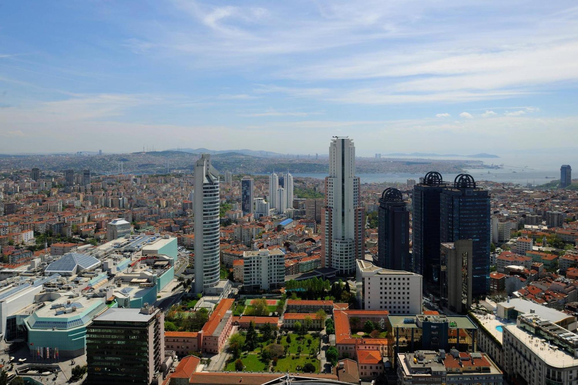 Istanbul Marriott Hotel Sisli Exterior photo